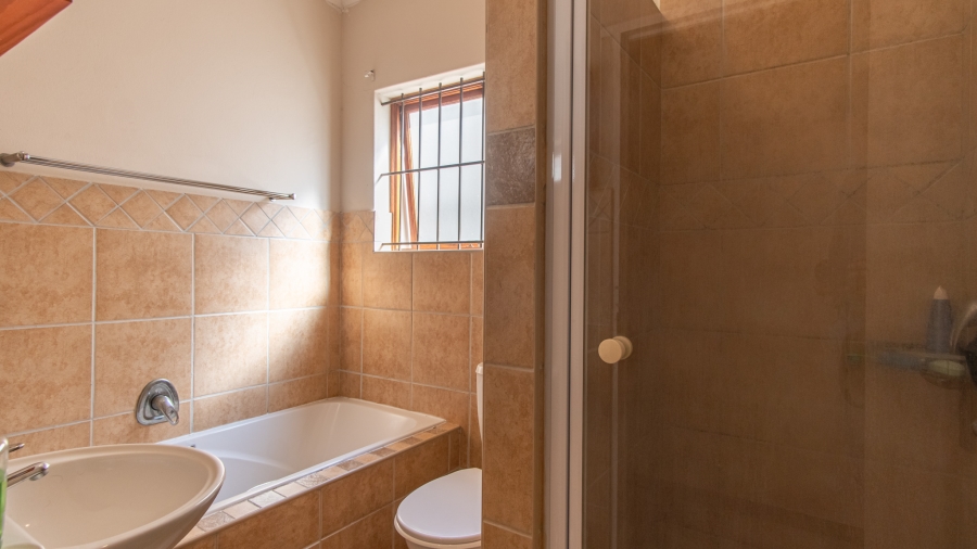 2 Bedroom Property for Sale in Parklands East Western Cape